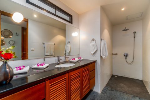 Кондоминиум с 2 спальнями в Пхукете, Таиланд № 135898 - фото 5