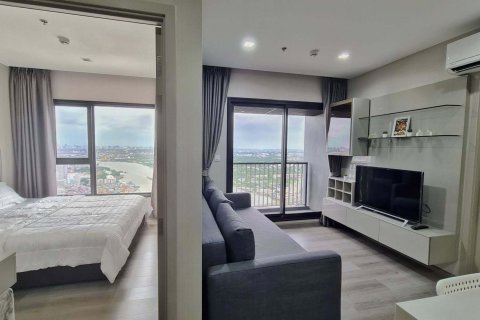 Condo à Nonthaburi, Thaïlande, 2 chambres  № 149303 - photo 3
