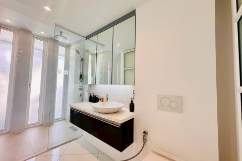 Студия в кондо в Паттайе, Таиланд № 149307 - фото 11