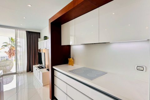 Студия в кондо в Паттайе, Таиланд № 149307 - фото 4