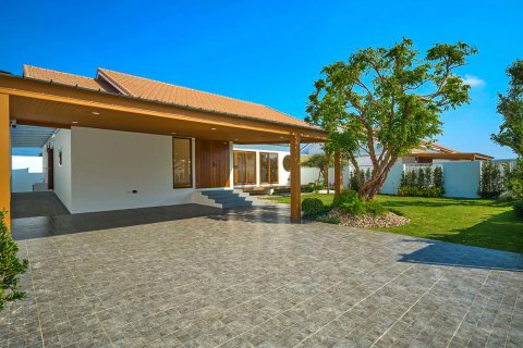 House in Chiang Mai, Thailand 3 bedrooms № 170435 - photo 17