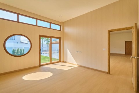 House in Chiang Mai, Thailand 3 bedrooms № 170435 - photo 13