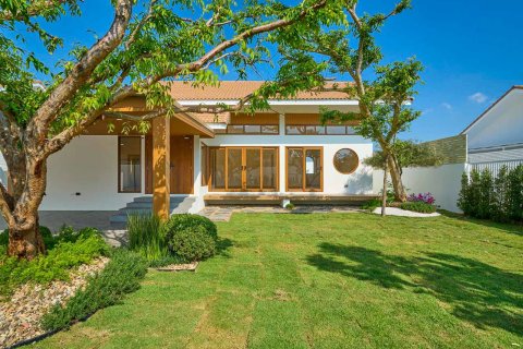 House in Chiang Mai, Thailand 3 bedrooms № 170435