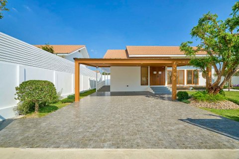 House in Chiang Mai, Thailand 3 bedrooms № 170435 - photo 4