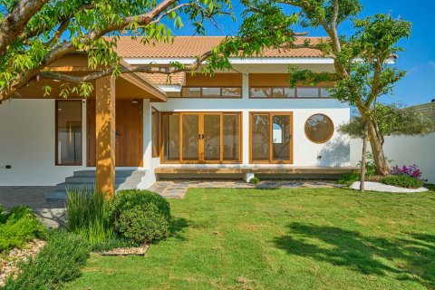 House in Chiang Mai, Thailand 3 bedrooms № 170435 - photo 19