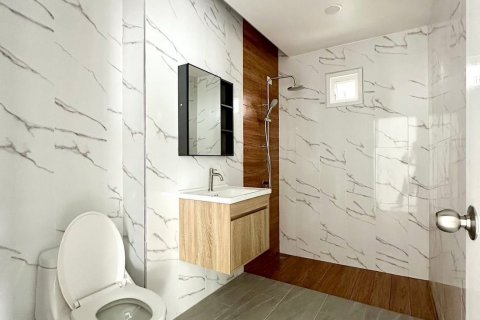 House in Phuket, Thailand 4 bedrooms № 138691 - photo 20