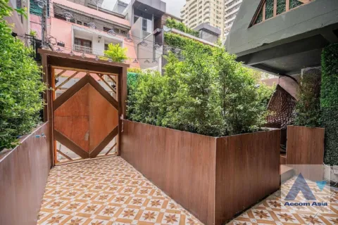 Reihenhaus in Watthana, Bangkok, Thailand 9 Schlafzimmer № 216371 - Foto 14