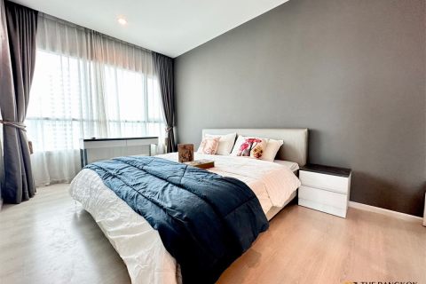Condo in Bangkok, Thailand, 2 bedrooms  № 187873 - photo 10