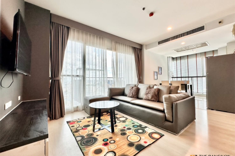 Condo in Bangkok, Thailand, 2 bedrooms  № 187873 - photo 4