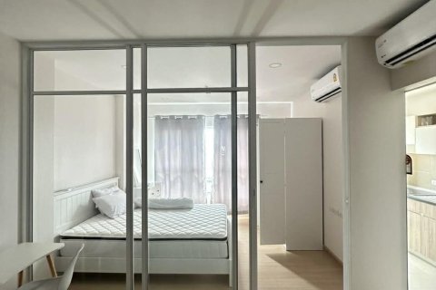 Studio dans le Condo à Bang Kapi, Bangkok, Thaïlande  № 171164 - photo 3
