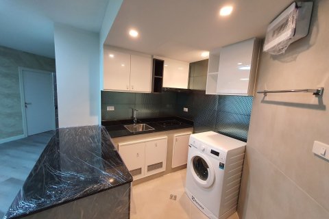 Condo à Yan Nawa, Bangkok, Thaïlande, 2 chambres  № 171167 - photo 5