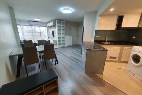 Condo à Yan Nawa, Bangkok, Thaïlande, 2 chambres  № 171167 - photo 4