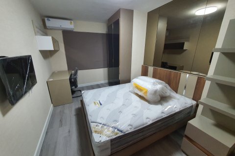 Condo à Yan Nawa, Bangkok, Thaïlande, 2 chambres  № 171167 - photo 8