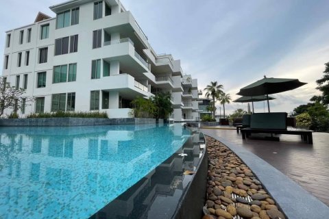 Apartamento de 3 habitaciones en Pattaya, Tailandia № 202231 - foto 12
