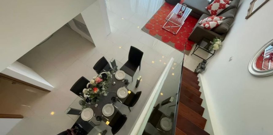 Apartamento de 3 habitaciones en Pattaya, Tailandia № 202231