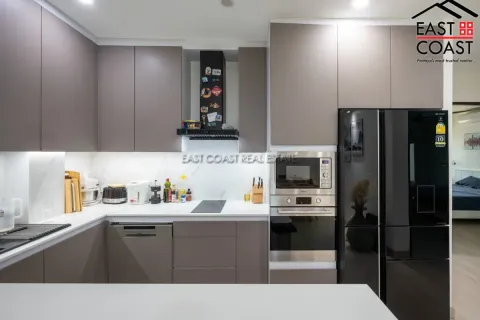 Condominio de 3 dormitorios en Pattaya, Tailandia № 212497 - foto 6