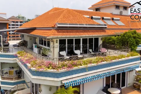 Condominio de 3 dormitorios en Pattaya, Tailandia № 212497 - foto 2