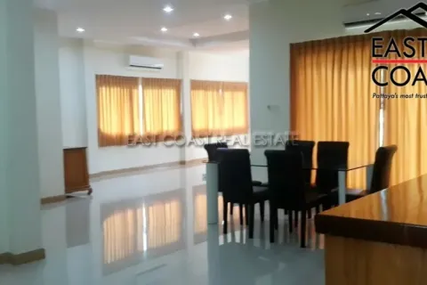 Casa de 3 dormitorios en Pattaya, Tailandia № 212494 - foto 10