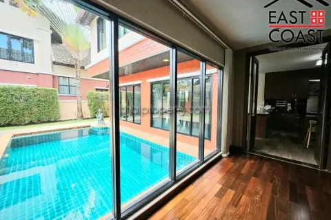 Casa de 3 dormitorios en Pattaya, Tailandia № 212496 - foto 15