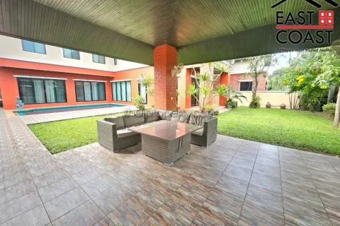 Casa de 3 dormitorios en Pattaya, Tailandia № 212496 - foto 4