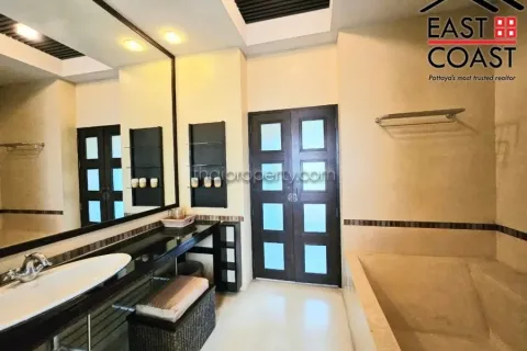 Casa de 3 dormitorios en Pattaya, Tailandia № 212496 - foto 29
