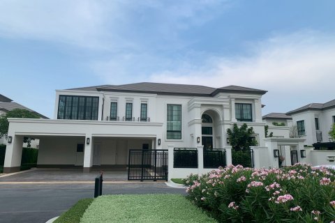 Вилла в Суан Луанге, Бангкок, Таиланд с 4 спальнями  № 155849 - фото 1