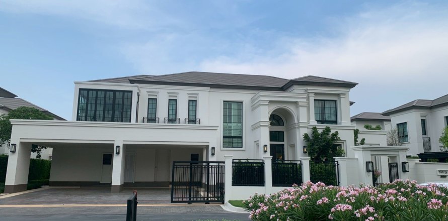 Вилла в Суан Луанге, Бангкок, Таиланд с 4 спальнями  № 155849