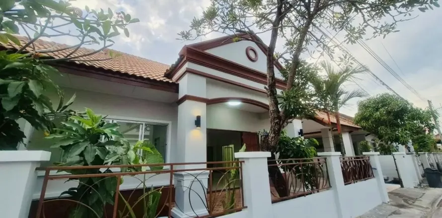 House in Phuket, Thailand 3 bedrooms № 161825