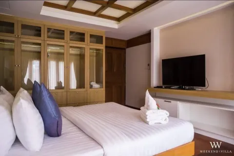 Villa in Pattaya, Thailand 4 bedrooms № 161828 - photo 10