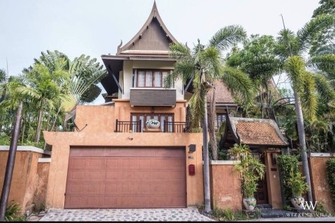 Villa in Pattaya, Thailand 4 bedrooms № 161828