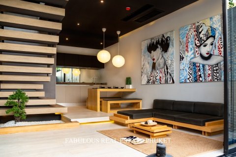 Villa in Bang Tao, Thailand 1 bedroom № 179801 - photo 2