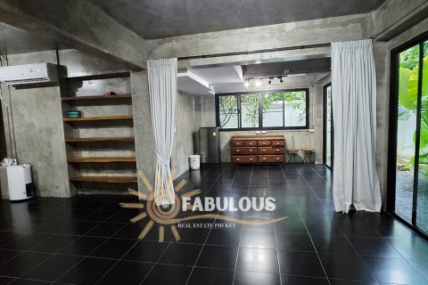 Villa in Rawai, Thailand 4 bedrooms № 179800 - photo 18