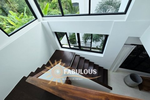 Villa in Rawai, Thailand 4 bedrooms № 179800 - photo 7