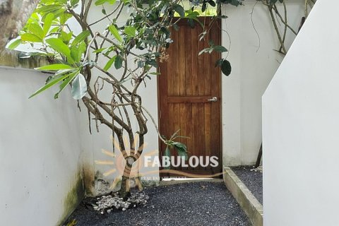 Villa in Rawai, Thailand 4 bedrooms № 179800 - photo 21