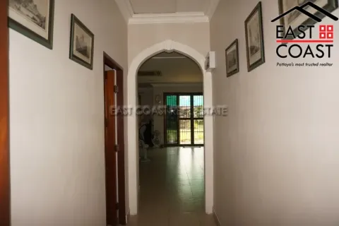 Casa de 3 dormitorios en Pattaya, Tailandia № 213932 - foto 13