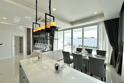 Вилла в Паттайе, Таиланд с 3 спальнями  № 134565 - фото 3