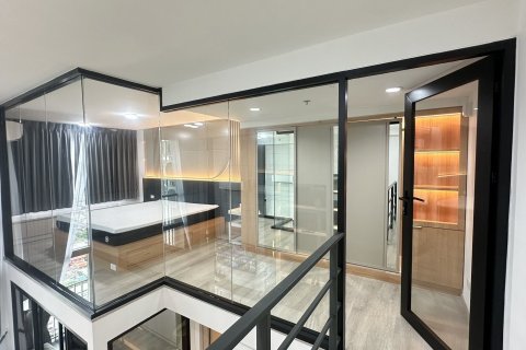 Studio dans le Condo à Bang Phlat, Bangkok, Thaïlande  № 169429 - photo 8