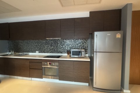 Condo in Pathum Wan, Bangkok, Thailand, 2 bedrooms  № 169428 - photo 4