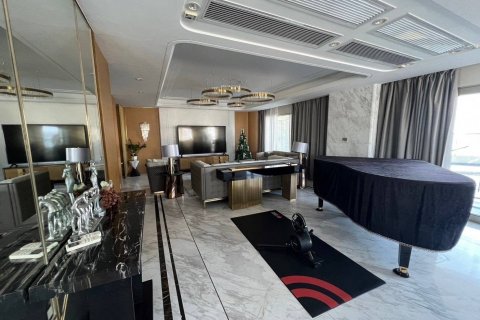 Condo à Khlong Toei, Bangkok, Thaïlande, 3 chambres № 135465 - photo 9