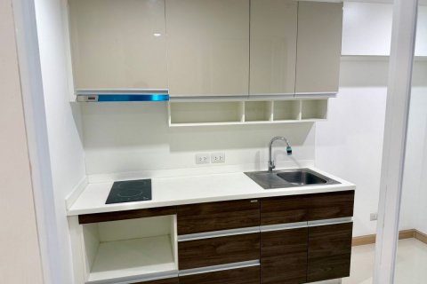 Кондоминиум с 2 спальнями в Ян Наве, Бангкок, Таиланд № 135463 - фото 9