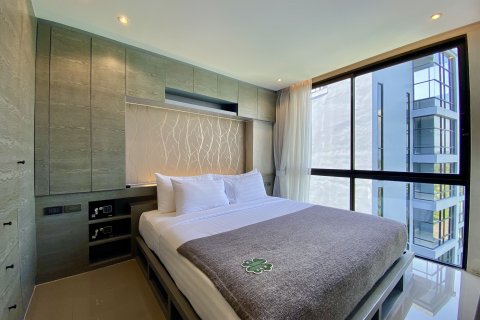 Condo à Kathu, Thaïlande, 2 chambres  № 135464 - photo 11