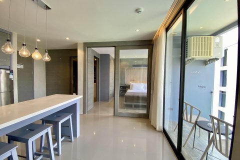Condo à Kathu, Thaïlande, 2 chambres  № 135464 - photo 9