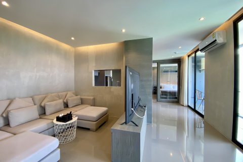 Condo à Kathu, Thaïlande, 2 chambres  № 135464 - photo 7