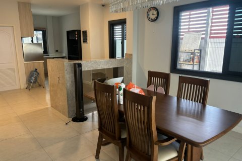 Maison à Pattaya, Thaïlande 3 chambres № 135460 - photo 26