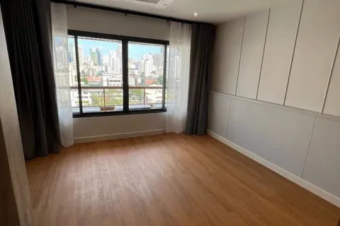Condominio de 2 dormitorios en Pathum Wan, Bangkok, Tailandia № 214527 - foto 6