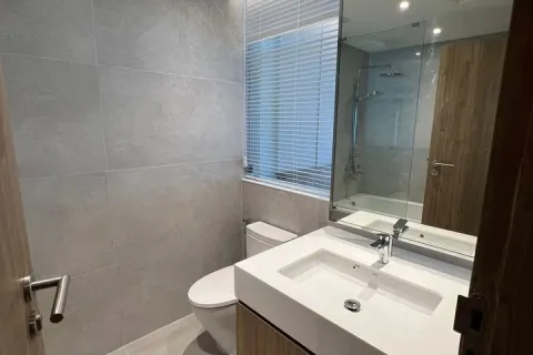 Condominio de 2 dormitorios en Pathum Wan, Bangkok, Tailandia № 214527 - foto 9