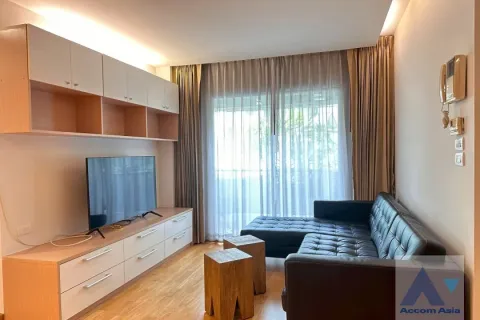 Condo à Phra Khanong, Bangkok, Thaïlande, 3 chambres  № 214533