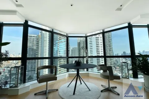 Condominio de 3 dormitorios en Khlong Toei, Bangkok, Tailandia № 214532 - foto 10