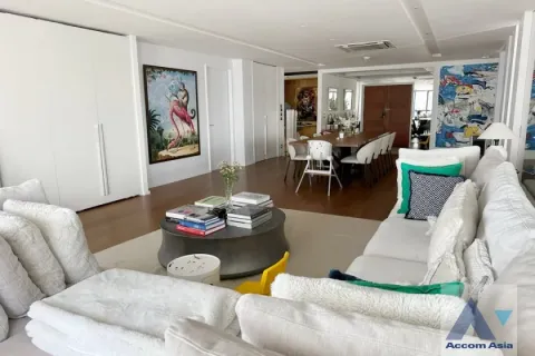 Condominio de 3 dormitorios en Khlong Toei, Bangkok, Tailandia № 214532 - foto 2