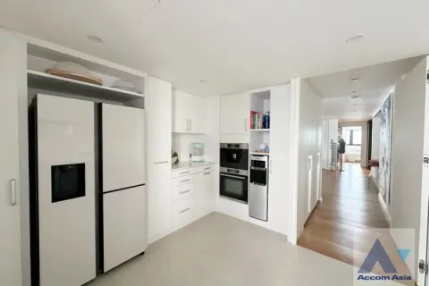 Condominio de 3 dormitorios en Khlong Toei, Bangkok, Tailandia № 214532 - foto 5
